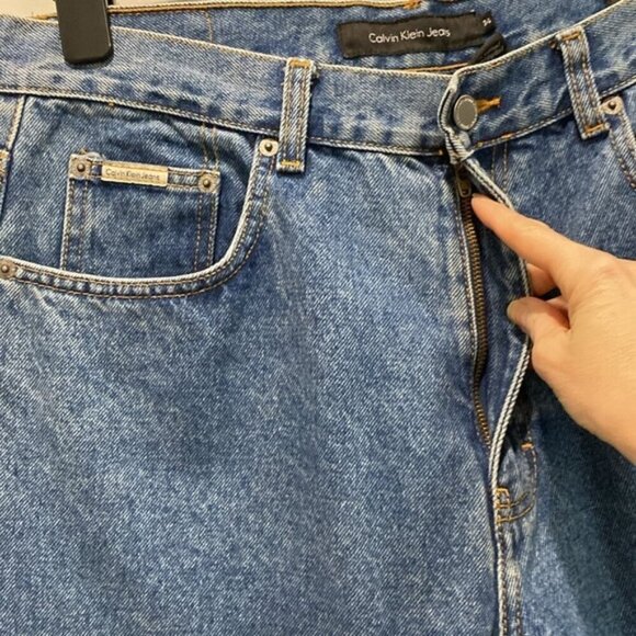 Calvin Klein Relax Fit Jeans size 34 - Picture 8 of 12